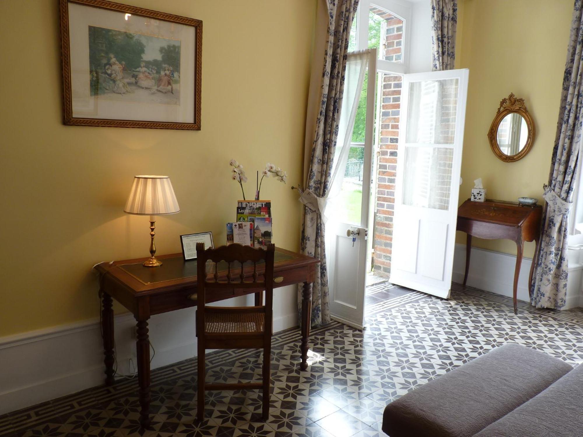 Le Clos Saint Nicolas Bed & Breakfast Chateau-Renard ห้อง รูปภาพ