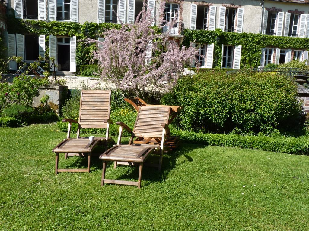 Le Clos Saint Nicolas Bed & Breakfast Chateau-Renard ภายนอก รูปภาพ